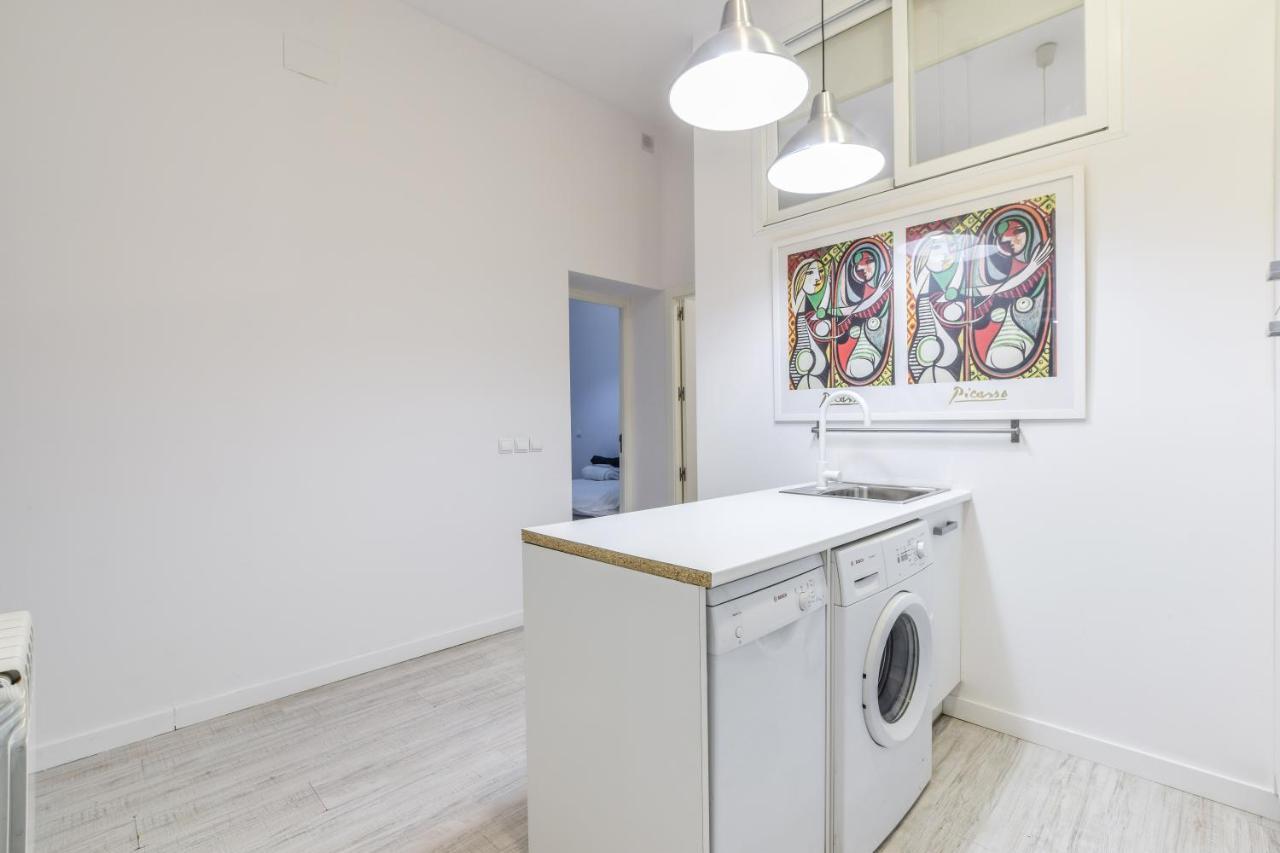 Amplio Apartamento En Malasana Para 6 Personas Appartamento Madrid Esterno foto